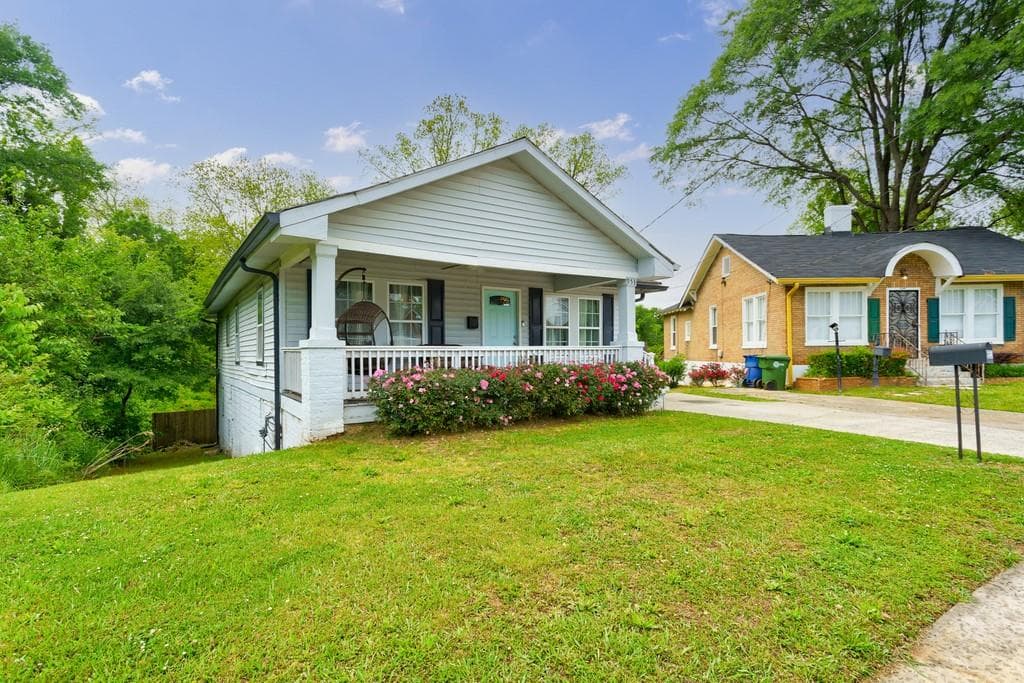 4 bedroom, 2 bathroom, 1,679 sq ft single family residence sold at 953 Ashby Circle, Atlanta, GA 30314