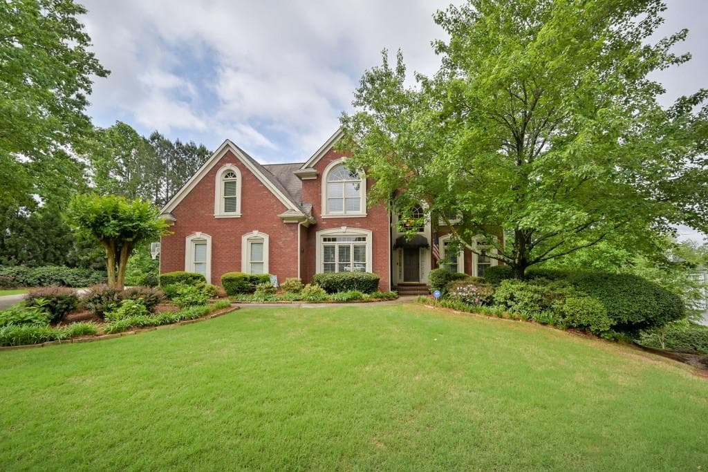5 bedroom, 5 bathroom, 3,877 sq ft single family residence sold at 2800 Cranmore Court, Marietta, GA 30066