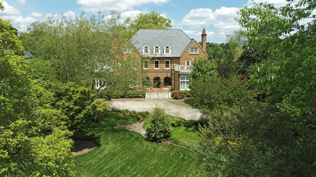 3 bedroom, 3 bathroom, 3,400 sq ft condominium sold at 1322 Ponce De Leon Avenue, Atlanta, GA 30306