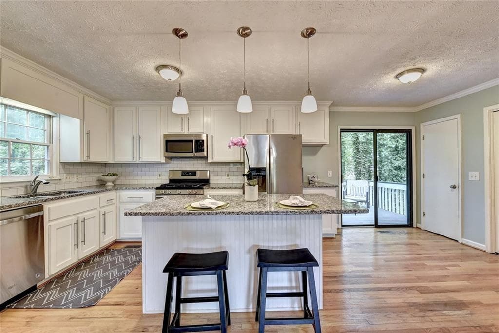 3 bedroom, 2 bathroom, 1,352 sq ft single family residence sold at 1131 Hershey Drive, Marietta, GA 30062