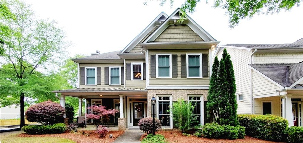 3 bedroom, 3 bathroom, 2,163 sq ft single family residence sold at 680 Village Crest Drive, Suwanee, GA 30024