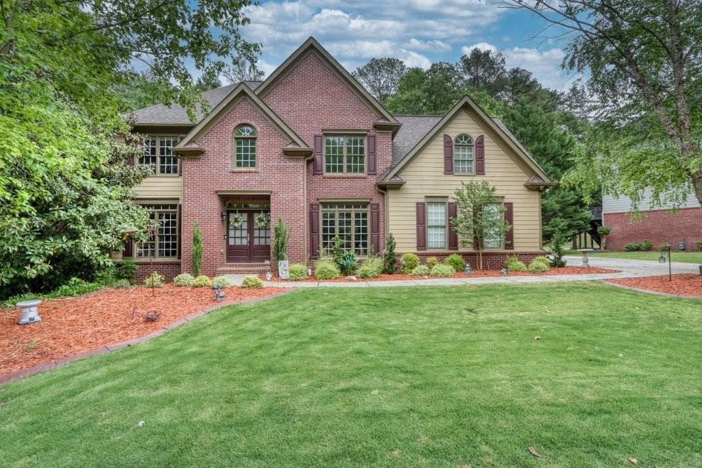 5 bedroom, 5 bathroom, 4,186 sq ft single family residence sold at 665 Gold Valley Pass, Canton, GA 30114