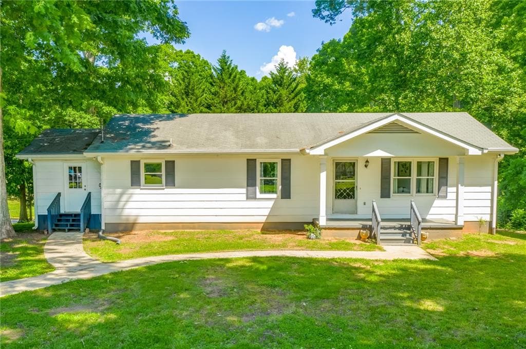 2 bedroom, 2 bathroom, 1,410 sq ft single family residence sold at 3239 Univeter Road, Canton, GA 30115