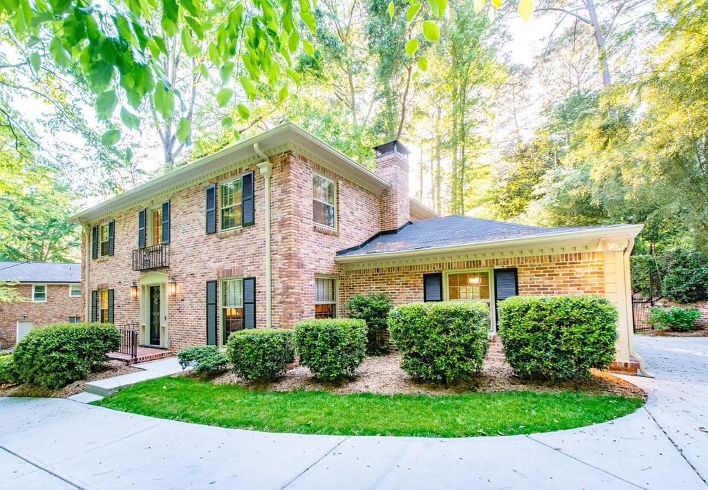 4 bedroom, 5 bathroom, 3,000 sq ft single family residence sold at 2154 Kodiak Drive, Atlanta, GA 30345