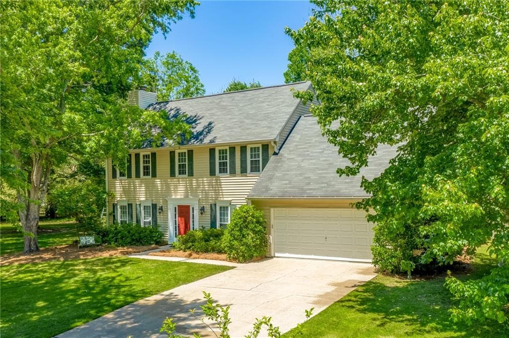 3 bedroom, 3 bathroom, 2,175 sq ft single family residence sold at 1431 Princeton Court, Alpharetta, GA 30009