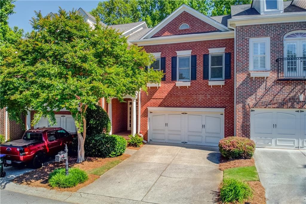 3109 Village Green Drive, Roswell, GA 30075 — most recent listing photo