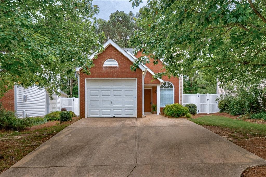 2 bedroom, 2 bathroom, 1,135 sq ft single family residence sold at 3612 Avensong Village Circle, Milton, GA 30004