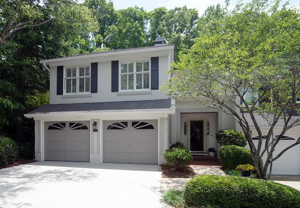 4 bedroom, 4 bathroom, 3,826 sq ft condominium sold at 5644 River Oaks Place 7-B, Atlanta, GA 30327