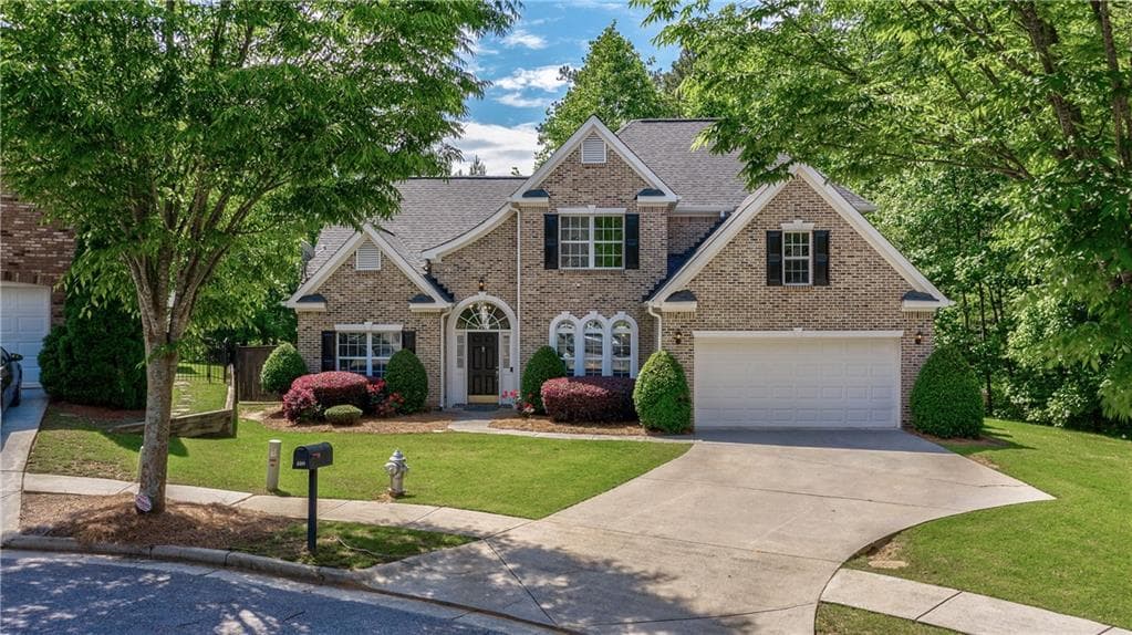 4 bedroom, 4 bathroom, 2,712 sq ft single family residence sold at 400 Long Branch Way, Canton, GA 30115