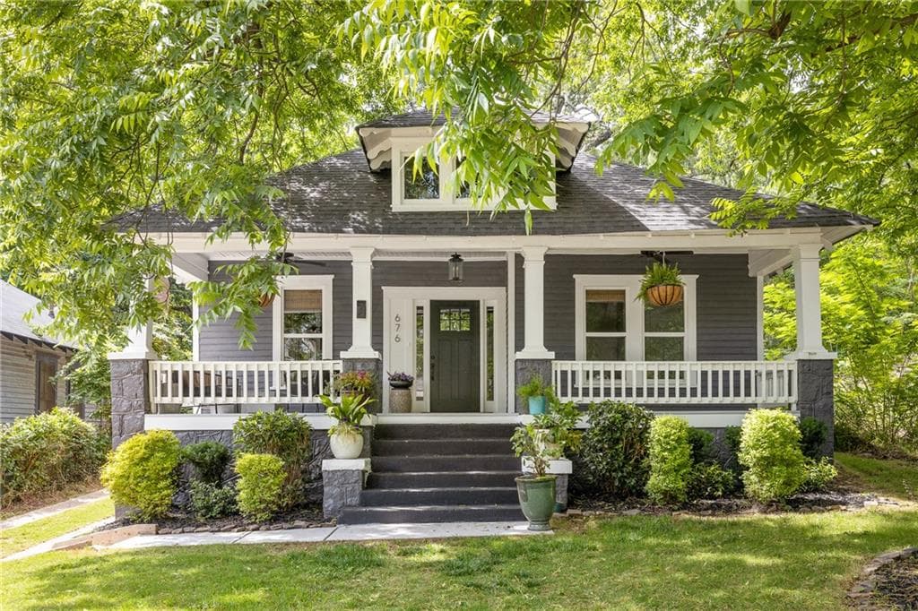 4 bedroom, 3 bathroom, 3,000 sq ft single family residence sold at 676 Elbert Street, Atlanta, GA 30310
