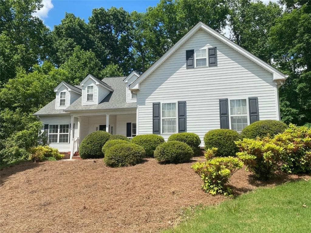 3 bedroom, 2 bathroom, 4,075 sq ft single family residence sold at 5411 Speckled Wood Lane, Gainesville, GA 30506