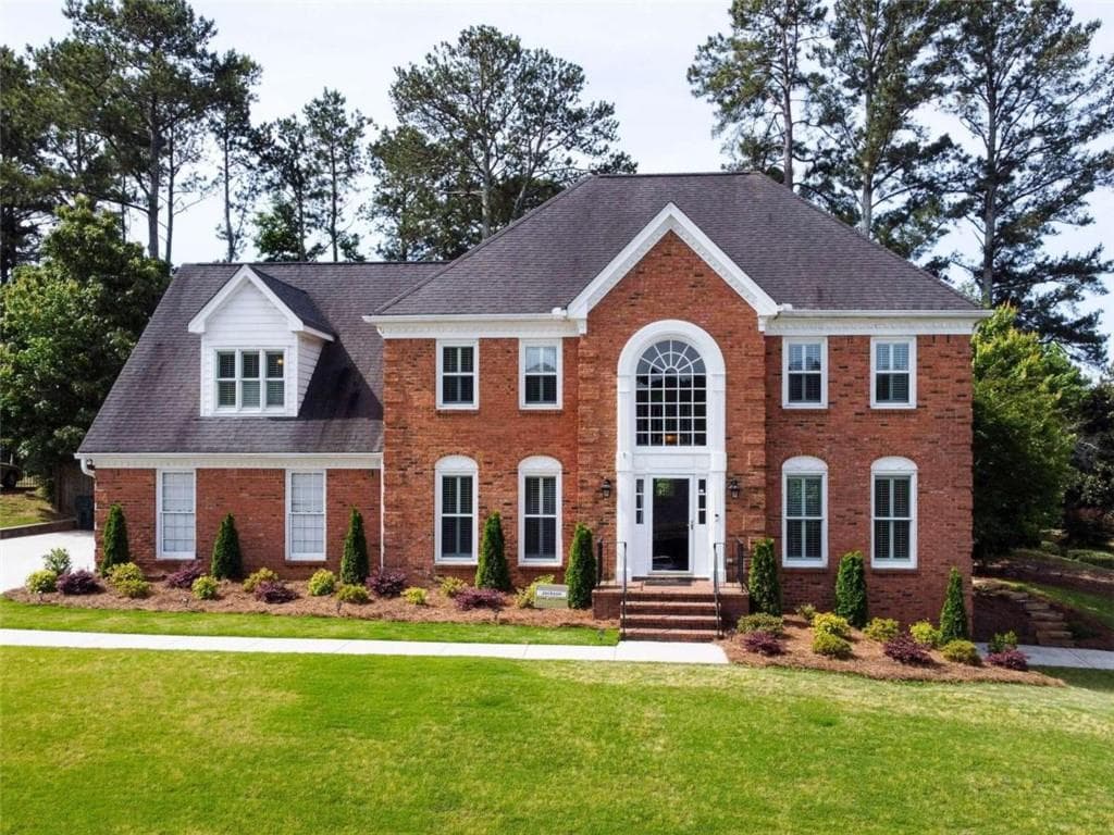 5 bedroom, 4 bathroom, 4,888 sq ft single family residence sold at 1305 Blyth Walk, Snellville, GA 30078