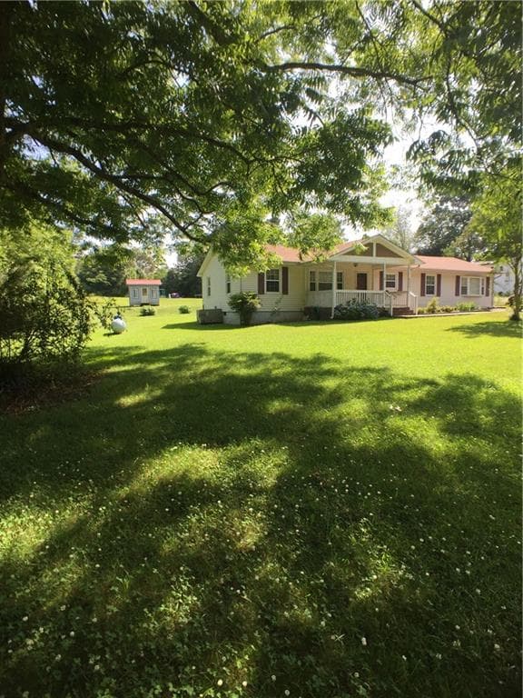 3 bedroom, 2 bathroom, 1,690 sq ft single family residence sold at 8640 Old Keith Bridge Road, Gainesville, GA 30506