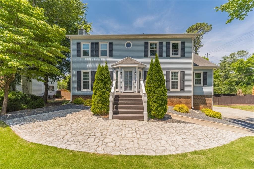 3 bedroom, 3 bathroom, 2,802 sq ft single family residence sold at 4821 Victorian Court, Marietta, GA 30066