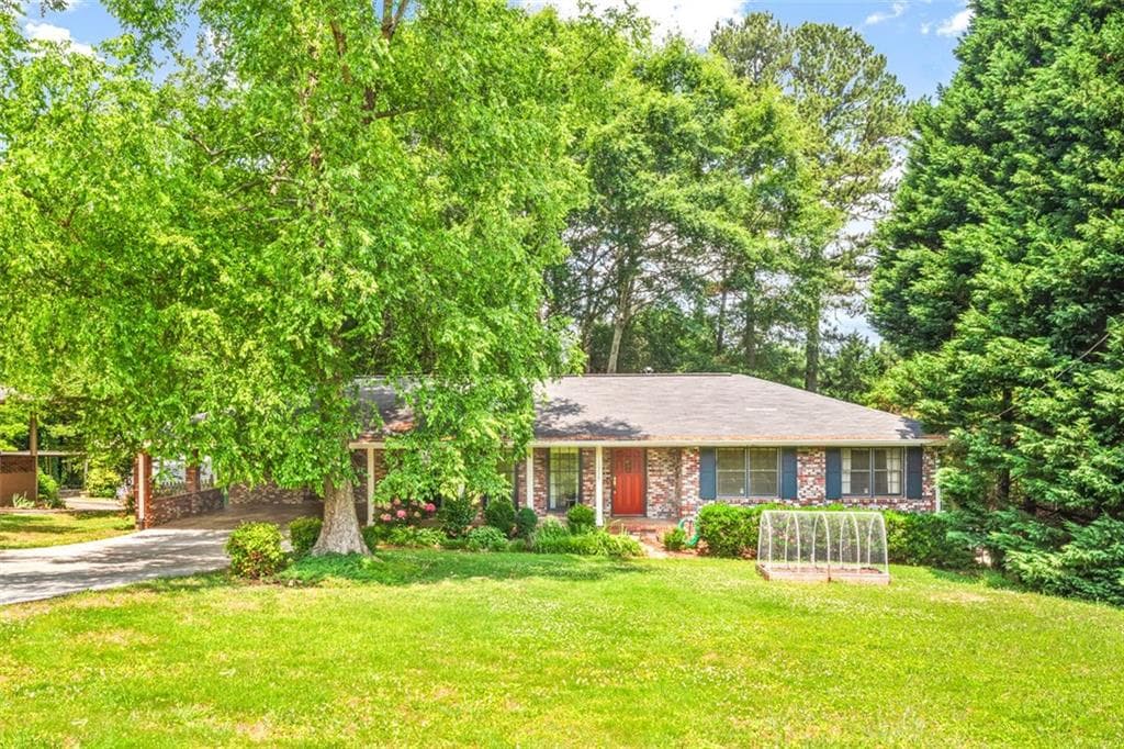 3 bedroom, 2 bathroom, 1,547 sq ft single family residence sold at 2912 OLD NORCROSS Road, Tucker, GA 30084