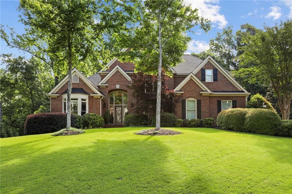 5 bedroom, 5 bathroom, 5,288 sq ft single family residence sold at 130 Riverview Drive, Suwanee, GA 30024