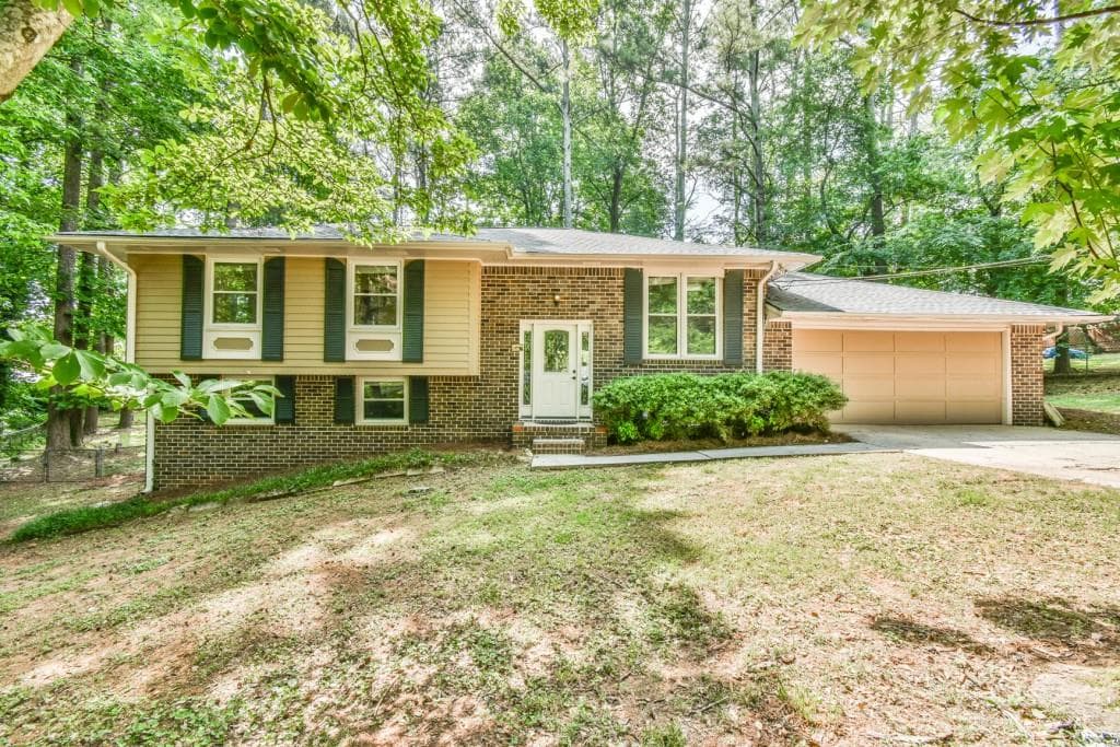 2910 Woodgate Court, Marietta, GA 30066 — most recent listing photo
