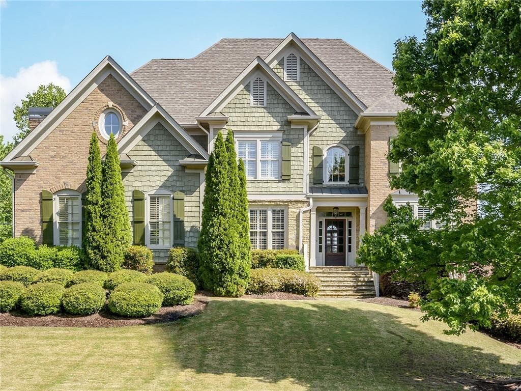 5 bedroom, 4 bathroom, 3,994 sq ft single family residence sold at 2720 Hermitage Drive, Cumming, GA 30041