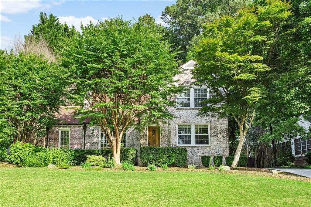 4 bedroom, 3 bathroom, 2,800 sq ft single family residence sold at 1743 Johnson Road, Atlanta, GA 30306
