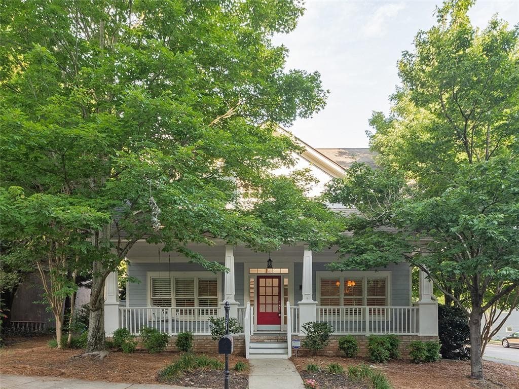 3 bedroom, 3 bathroom, 2,238 sq ft single family residence sold at 2095 Adams Overlook, Atlanta, GA 30318