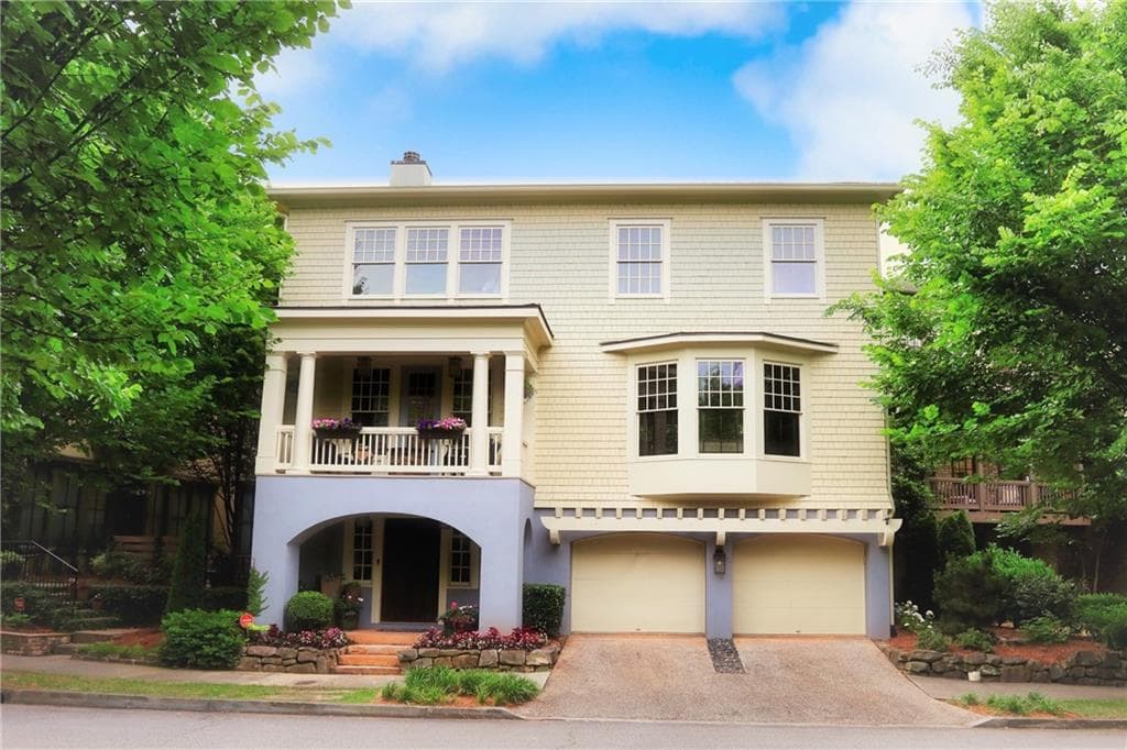3 bedroom, 4 bathroom, 2,810 sq ft single family residence sold at 971 N Ormewood Park Drive, Atlanta, GA 30316