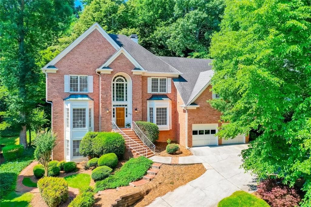 5 bedroom, 5 bathroom, 4,100 sq ft single family residence sold at 2746 Rangewood Drive, Atlanta, GA 30345