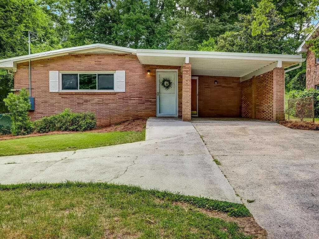 1489 Holly Lane, Atlanta, GA 30329 — most recent listing photo