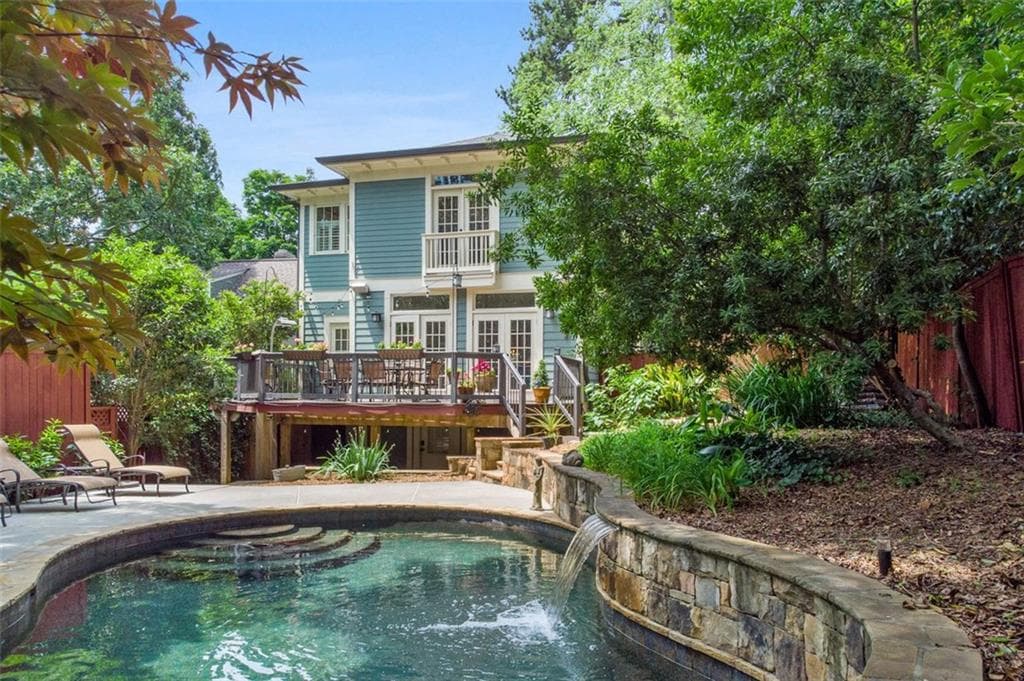 5 bedroom, 5 bathroom, 3,283 sq ft single family residence sold at 1319 Northview Avenue, Atlanta, GA 30306