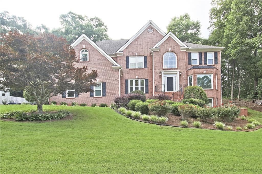 550 Millsbee Lane, Roswell, GA 30075 — most recent listing photo
