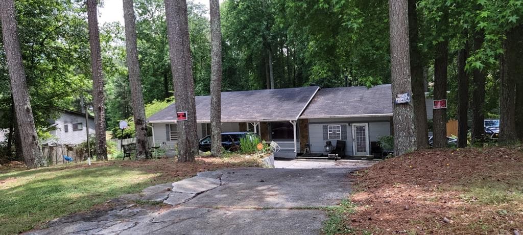 3 bedroom, 2 bathroom single family residence sold at 5410 Morning Creek Cir, College Park, GA 30349