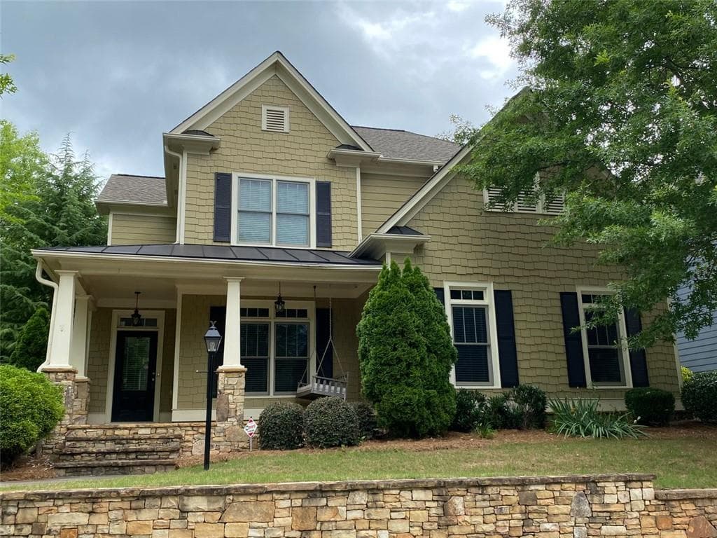 3 bedroom, 3 bathroom, 1,900 sq ft single family residence sold at 4409 Arbor Crest, Suwanee, GA 30024