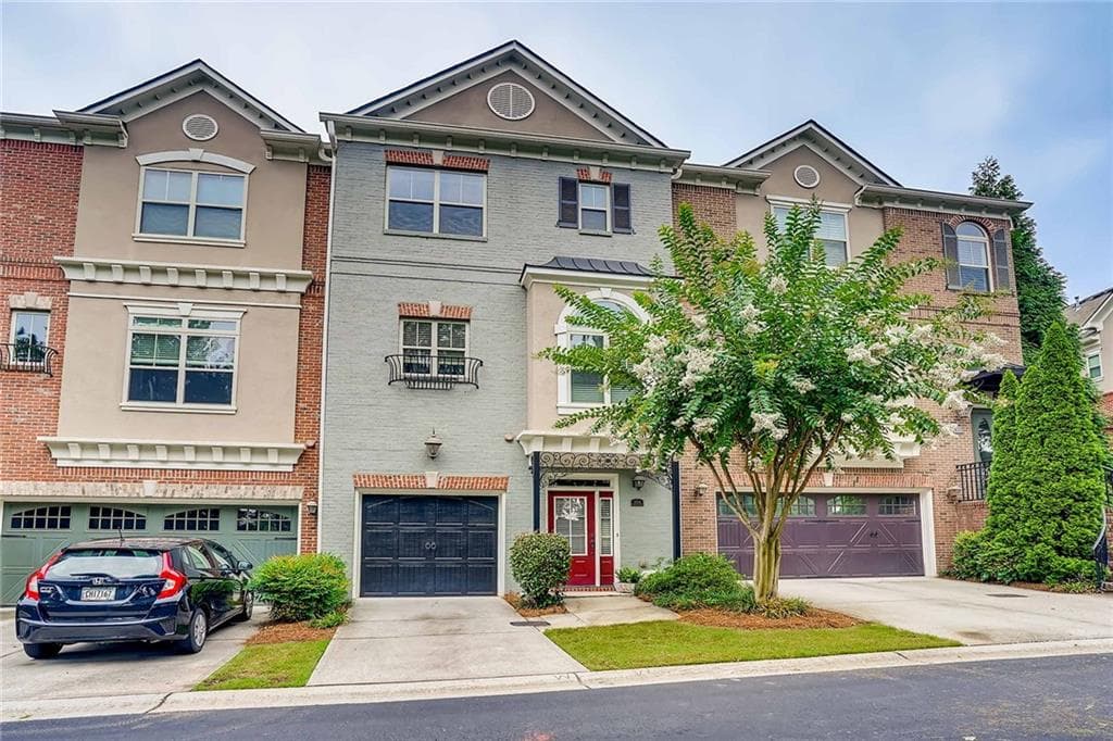 904 Dumaine Trace, Atlanta, GA 30328 — most recent listing photo