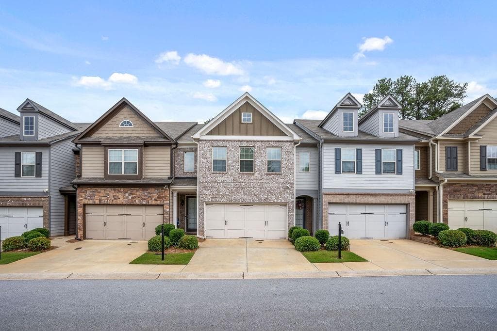 5565 Radford Loop, Fairburn, GA 30213 — most recent listing photo