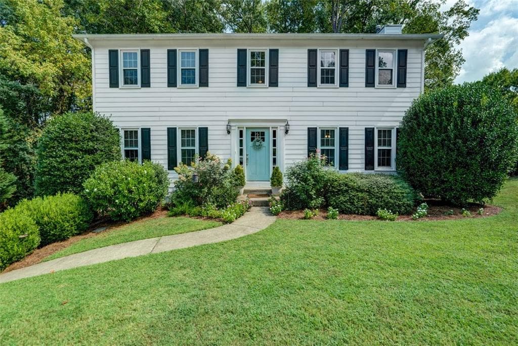 3 bedroom, 3 bathroom, 1,936 sq ft single family residence sold at 345 SHERINGHAM Trail, Roswell, GA 30076