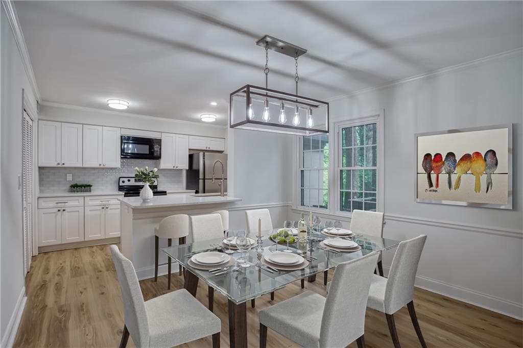 2 bedroom, 2 bathroom, 1,273 sq ft condominium sold at 194 Triumph Drive, Atlanta, GA 30327