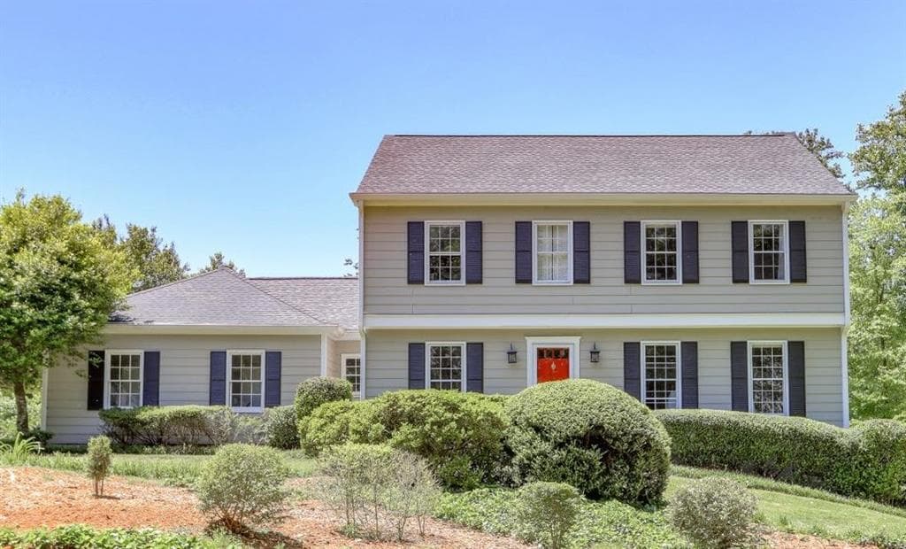4 bedroom, 4 bathroom, 3,644 sq ft single family residence sold at 3939 Vinyard Way, Marietta, GA 30062