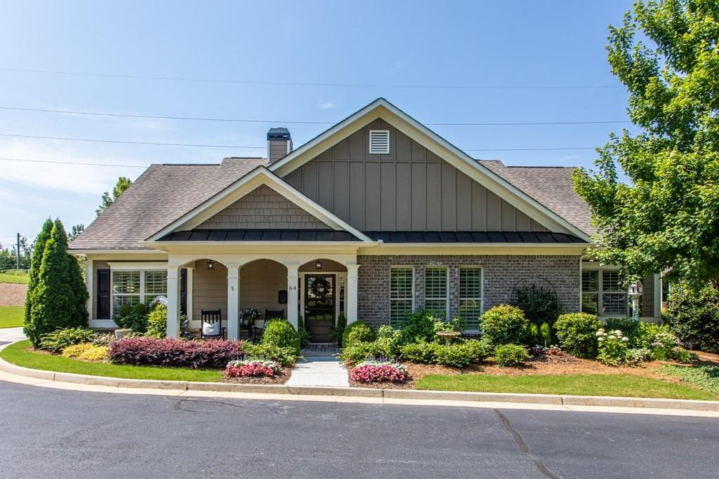 3 bedroom, 2 bathroom, 1,924 sq ft single family residence sold at 625 Aunt Lucy Lane, Smyrna, GA 30082