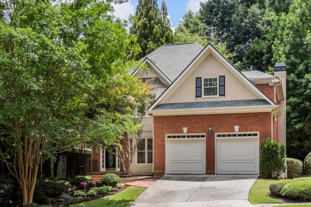 4 bedroom, 3 bathroom, 2,506 sq ft single family residence sold at 675 Forest Hills Drive, Atlanta, GA 30342