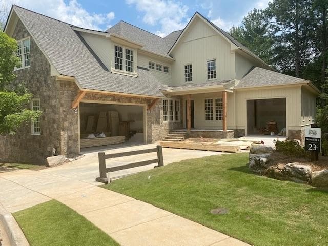 6 bedroom, 6 bathroom single family residence sold at 2582 Middle Coray Circle, Marietta, GA 30066