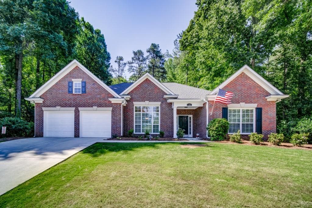 3 bedroom, 2 bathroom, 2,653 sq ft single family residence sold at 160 Parkstone Way, Marietta, GA 30066