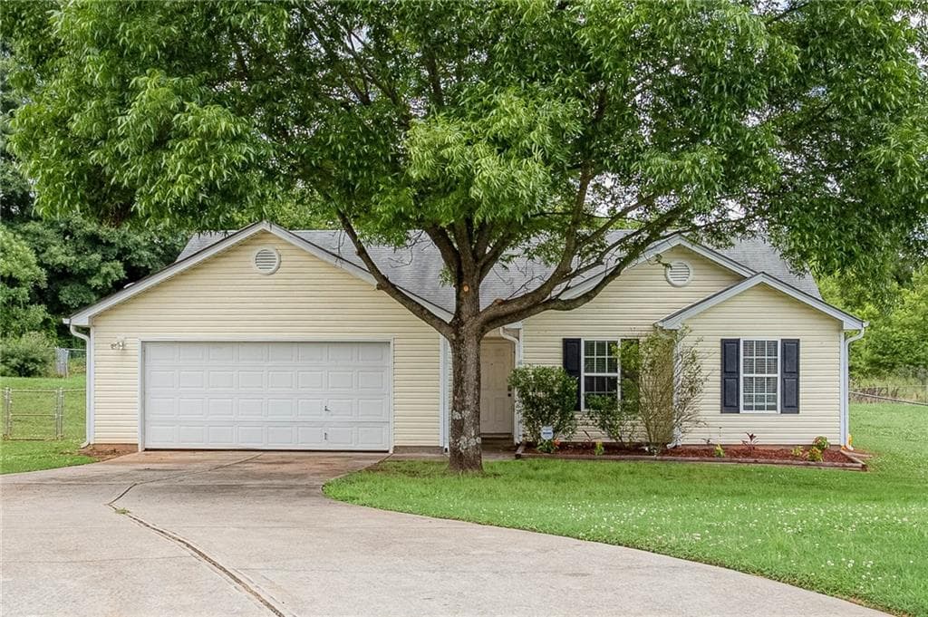 3 bedroom, 2 bathroom, 1,374 sq ft single family residence sold at 206 Tia Court, Bethlehem, GA 30620