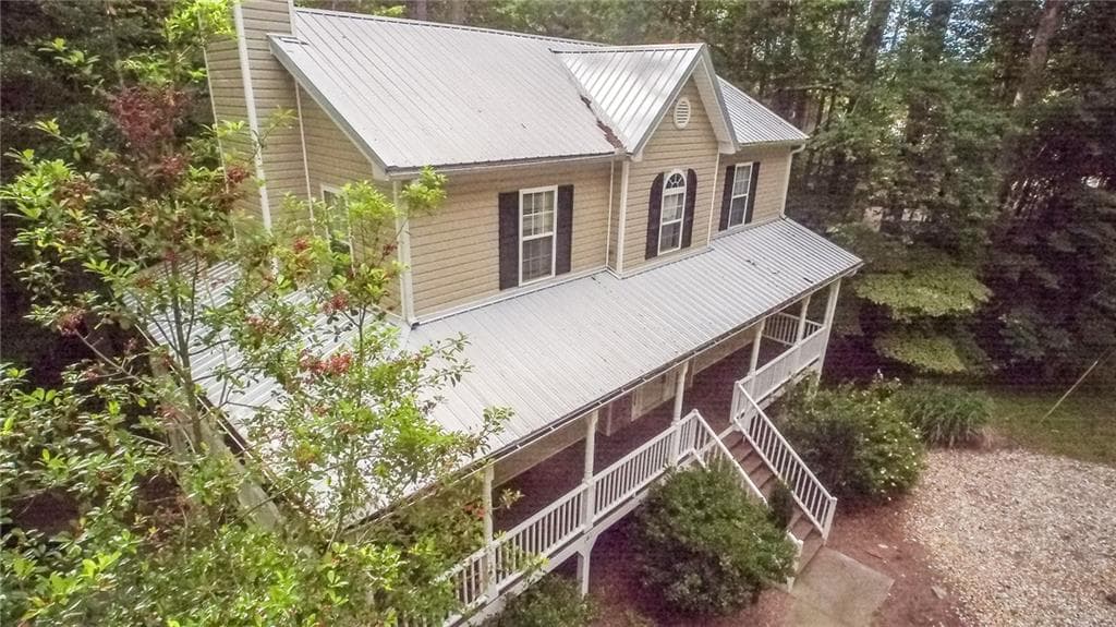 3 bedroom, 3 bathroom, 2,192 sq ft single family residence sold at 181 White Antelope Street, Waleska, GA 30183