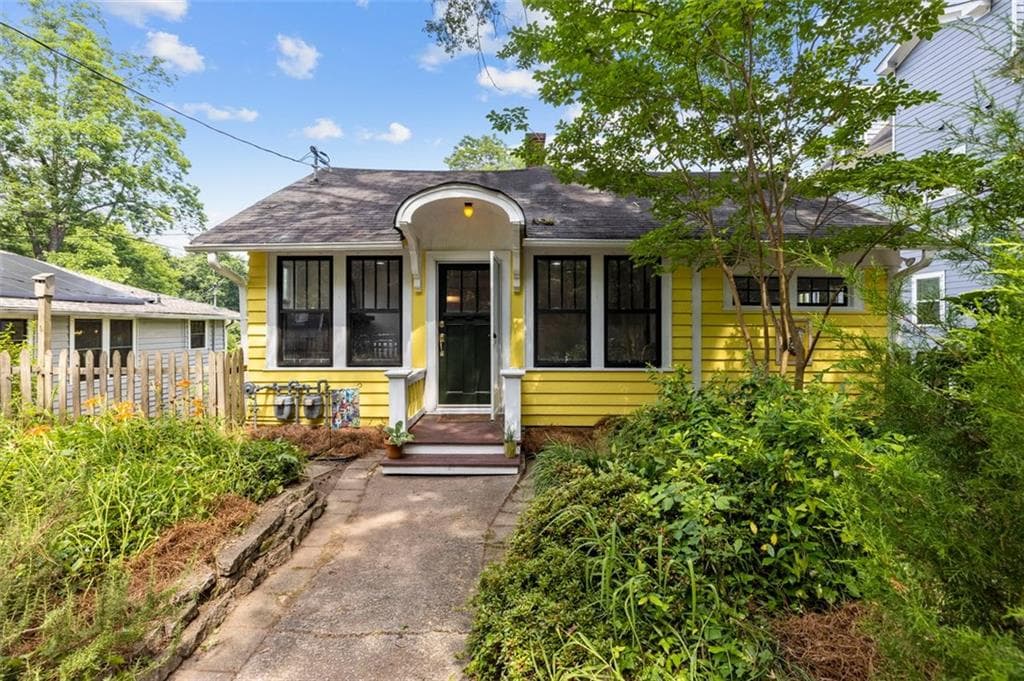 duplex sold at 15 Branham Street, Atlanta, GA 30317