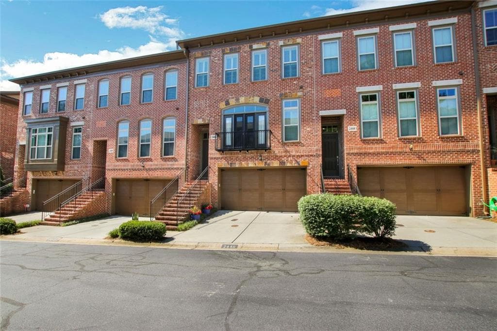 4 bedroom, 4 bathroom, 2,331 sq ft townhouse sold at 2446 Crescent Park Court 1284, Atlanta, GA 30339