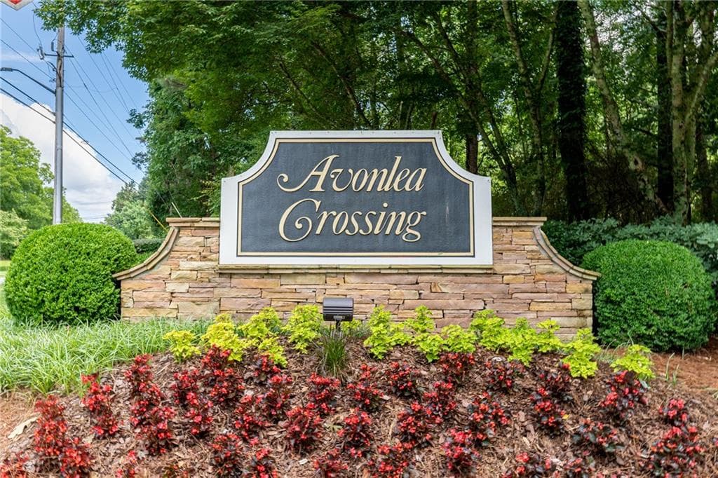 3 bedroom, 3 bathroom, 1,986 sq ft single family residence sold at 161 Avonlea Park Place, Suwanee, GA 30024