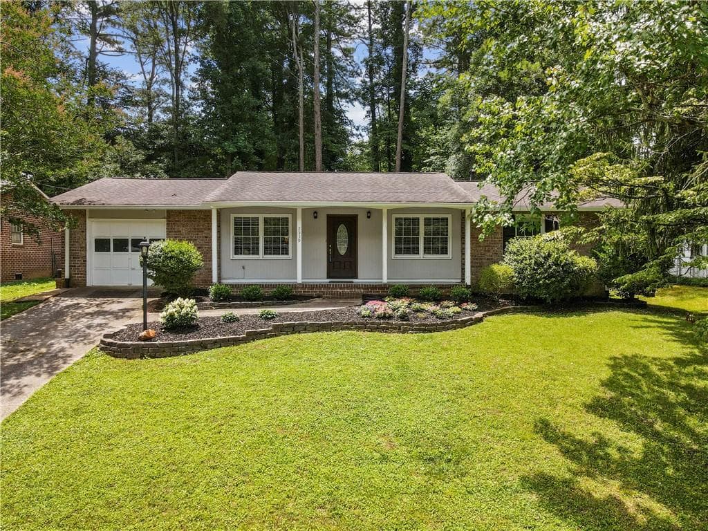 3 bedroom, 2 bathroom, 1,150 sq ft single family residence sold at 2539 Laurel Ridge Drive, Decatur, GA 30033