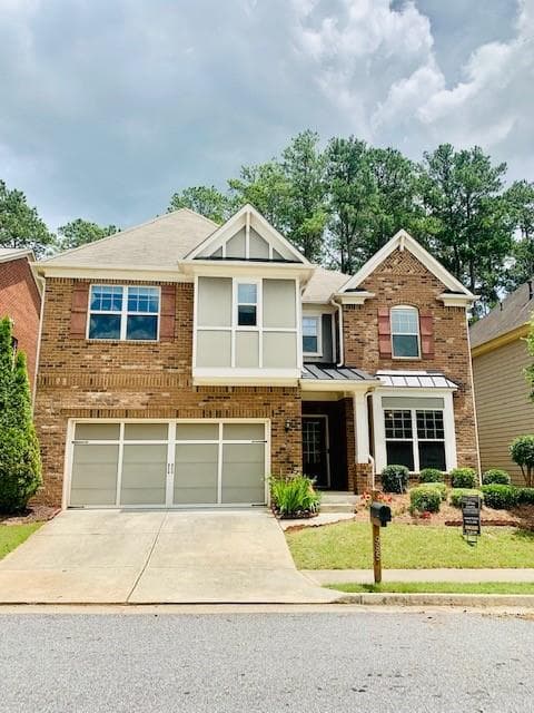 5 bedroom, 4 bathroom, 3,266 sq ft single family residence sold at 985 Sterling Lane, Alpharetta, GA 30022