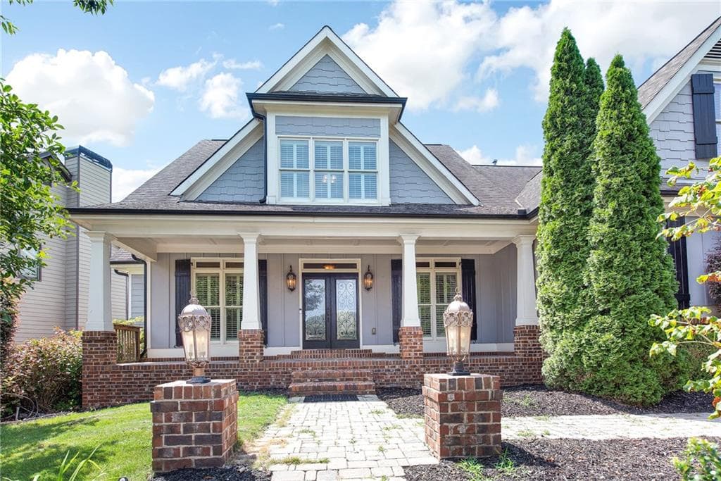 4 bedroom, 5 bathroom, 3,099 sq ft single family residence sold at 407 SILVERMIST Court, Loganville, GA 30052