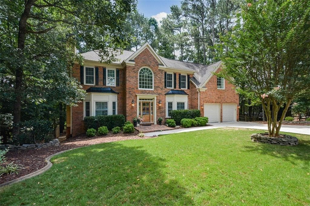 5 bedroom, 5 bathroom, 4,868 sq ft single family residence sold at 1904 Rosewood Lane, Woodstock, GA 30189