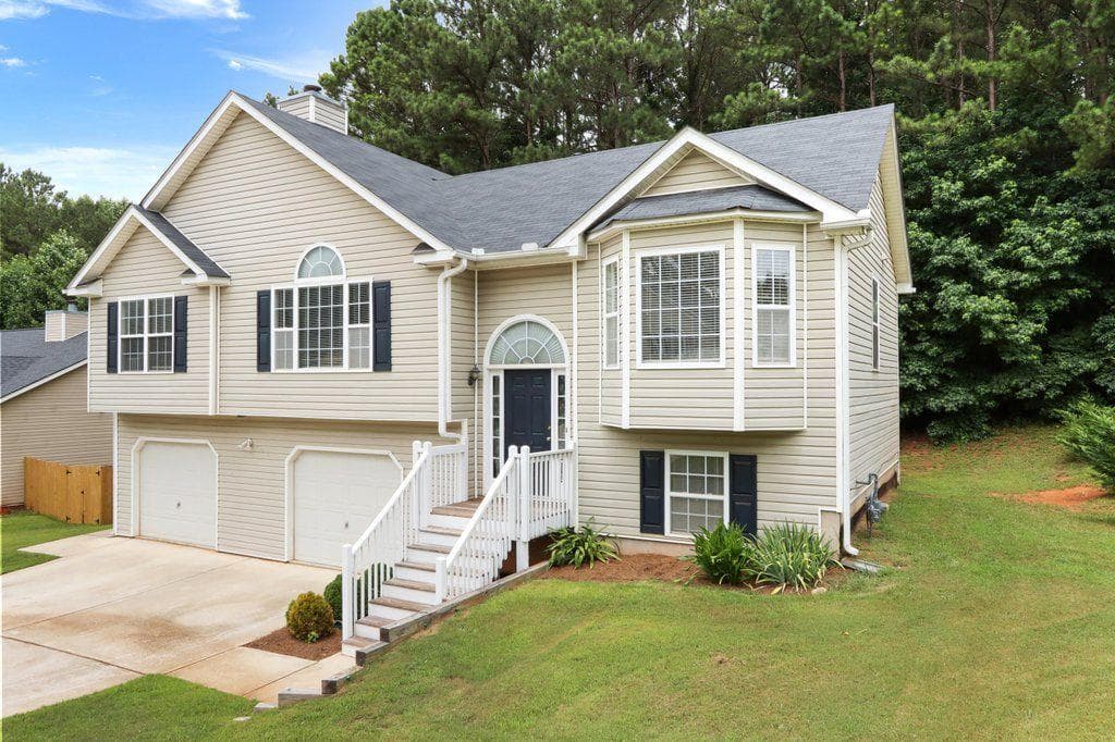 3 bedroom, 2 bathroom, 1,313 sq ft single family residence sold at 200 JEREMIAH Way, Dallas, GA 30132